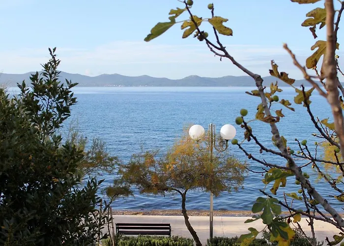 Apartments By The Sea Zadar - Diklo, Zadar - 5911 Lägenhet